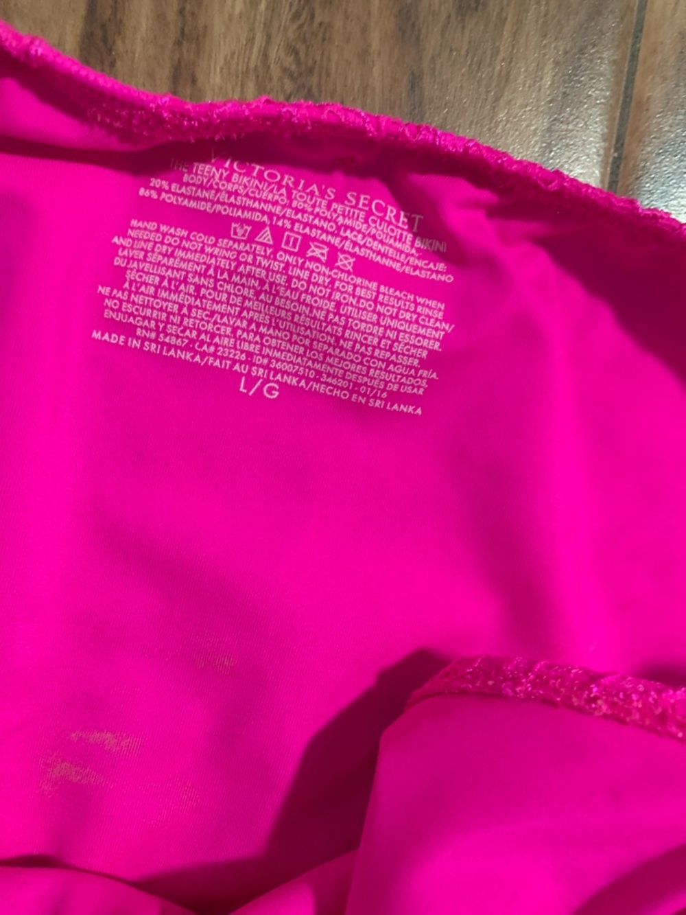 Victoria’s Secret | Sz 36DD/L hot pink bikini set - new without tags - Picture 5 of 5